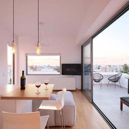 Amazing Suite At Glyfada With Sea View & Jacuzzi Афины Экстерьер фото